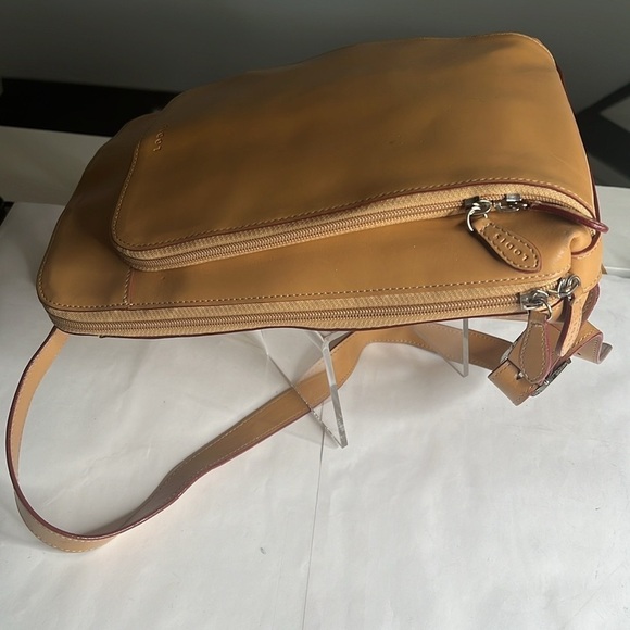 Lodis Tan Smooth Leather Slim Flat Backpack Bag - Picture 7 of 15